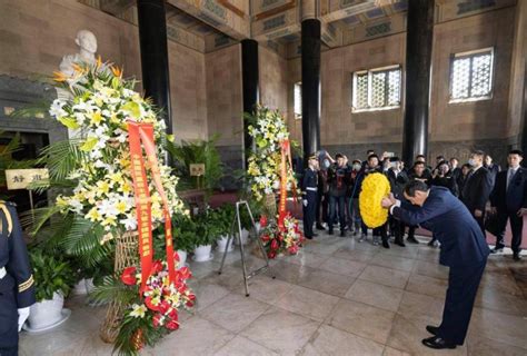 南京中華民國滅亡|馬英九赴中／走訪南京大屠殺、武昌起義地點 一文先。